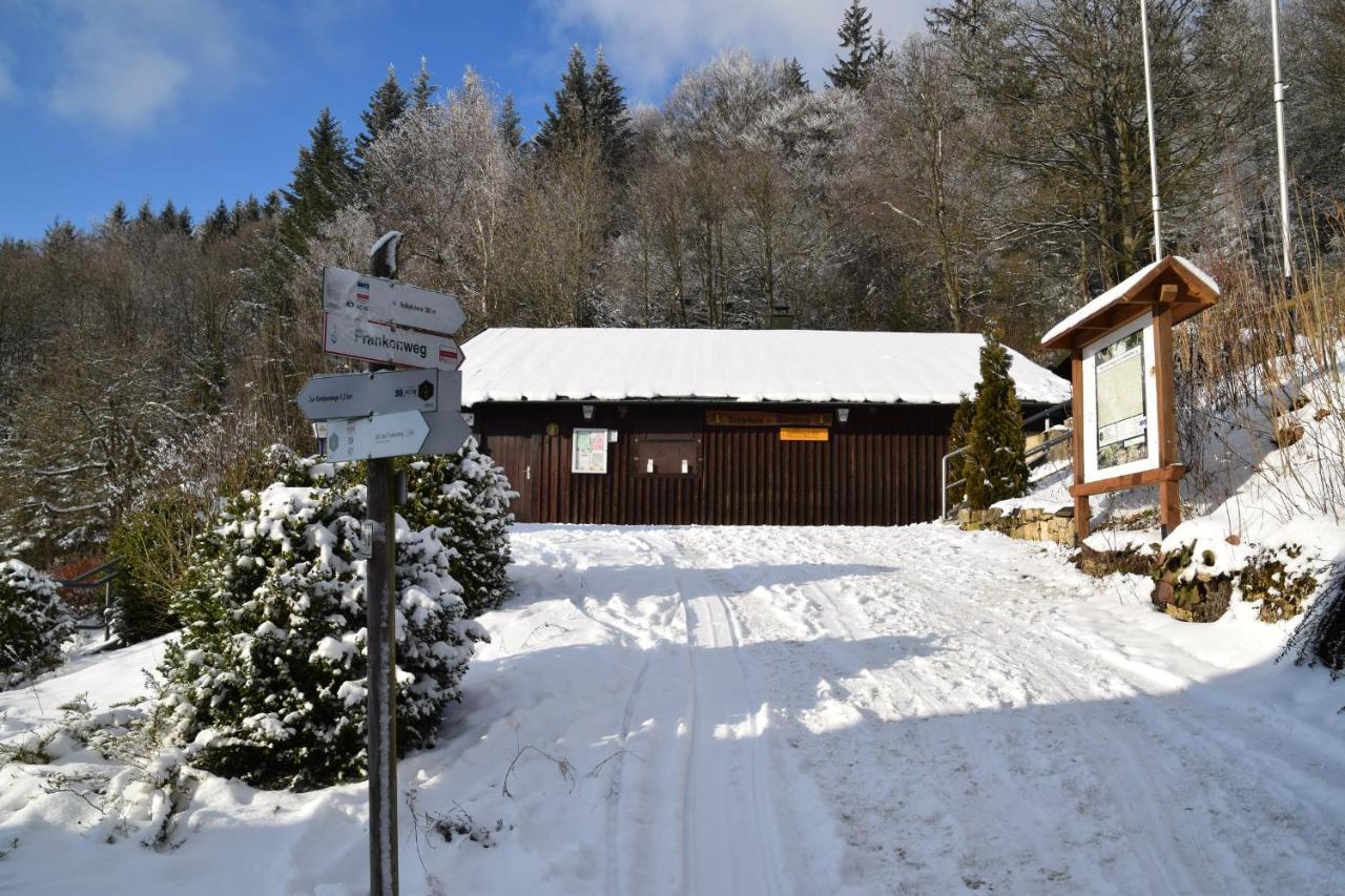 Fraenkische Linie - Radspitz-Ferienwohnungen Marktrodach Exterior foto