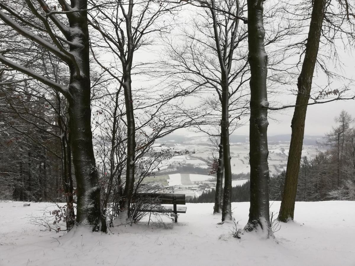 Fraenkische Linie - Radspitz-Ferienwohnungen Marktrodach Exterior foto